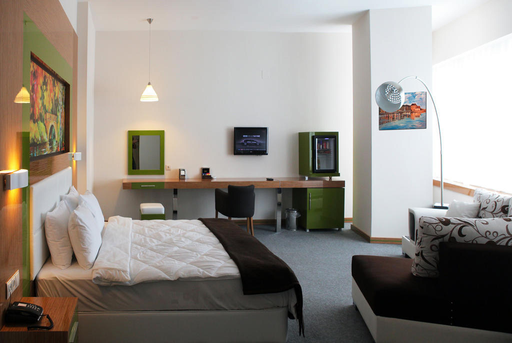 Ege Sevilen Hotel Turgutlu Zimmer foto